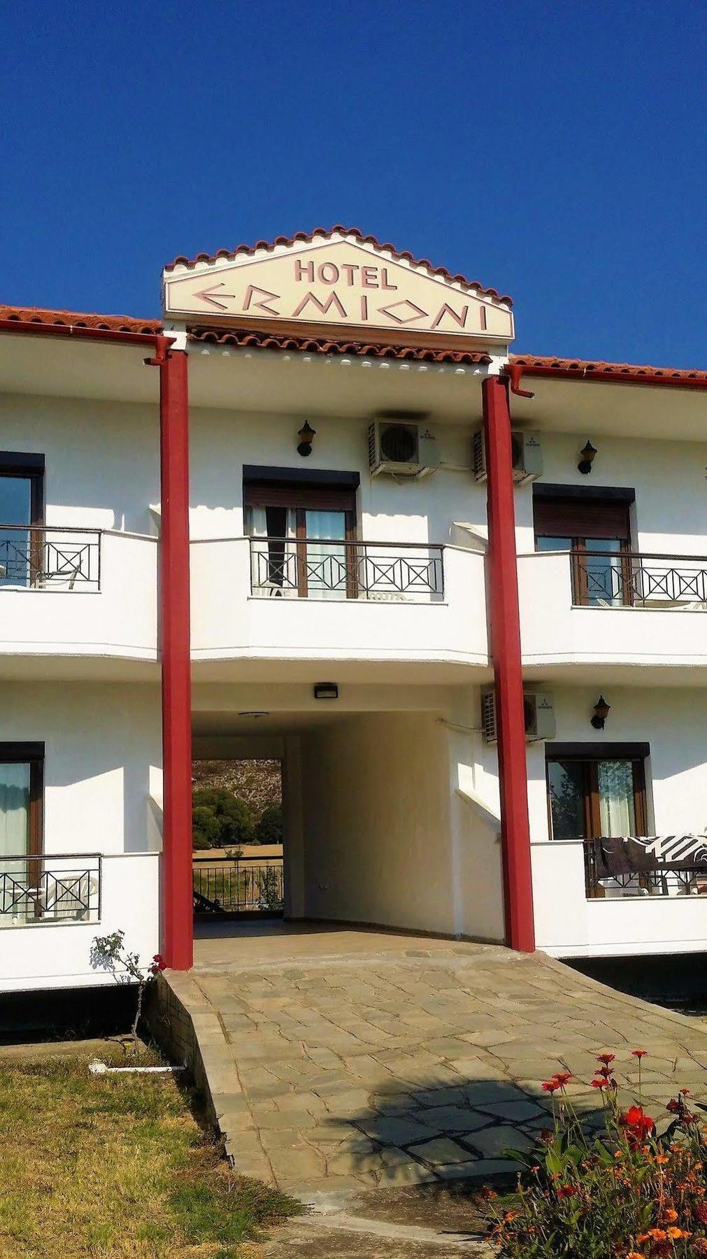 Hotel Ermioni คาลามิตซี ภายนอก รูปภาพ